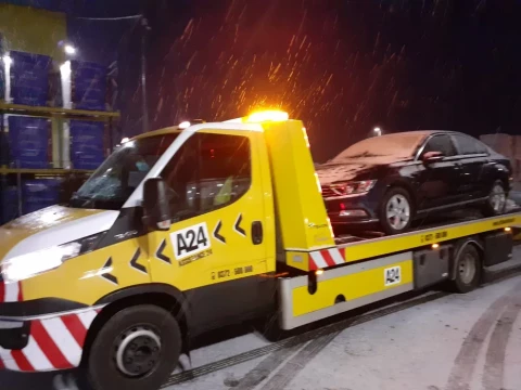 Tractari auto la preturi de criza